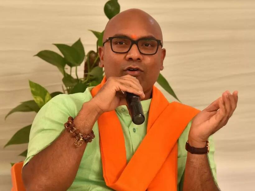 కవిత నిజామాబాద్ నుండి షిప్ట్... కేసీఆర్ వ్యూహమదే..: అరవింద్ సంచలనం 