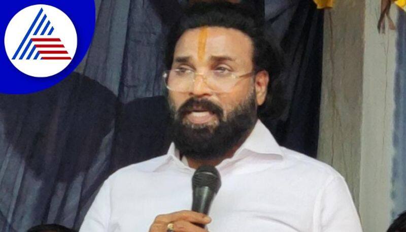 CM and DCM change decision making by  high command  says minister B sriramulu gow