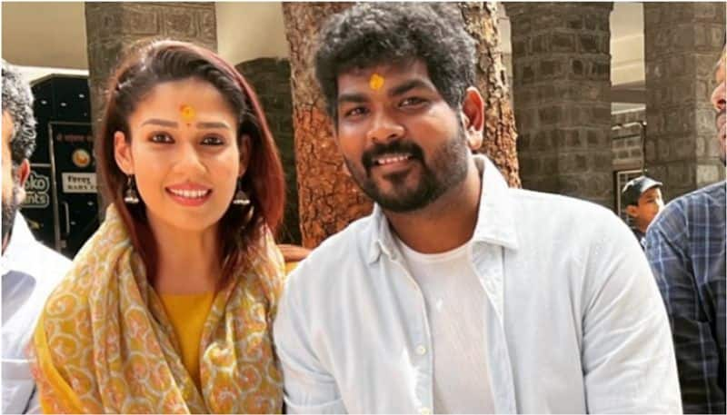 Nayanthara and Vignesh shivan visit Shirdi Sai baba temple