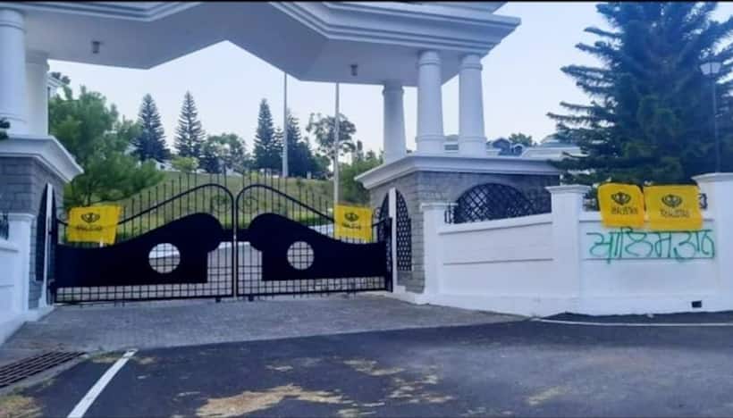 Khalistani flags put up at Himachal Pradesh assembly's gate, CM says strict action against culprits 