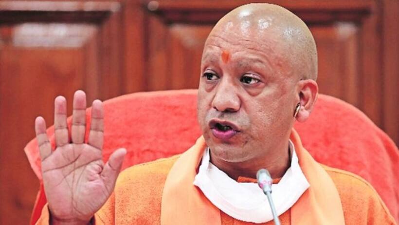 लखनऊ: होटल लेवाना अग्निकांड के बाद मुख्यमंत्री योगी ने दिए निर्देश, रिटायर्ड अफसरों समेत 15 अन्य पर गिरी गाज