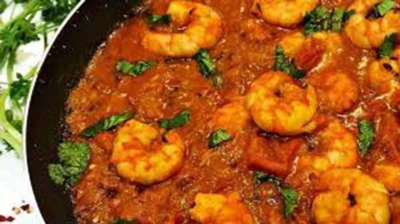 How to cook Prawn Gravy in Tamil