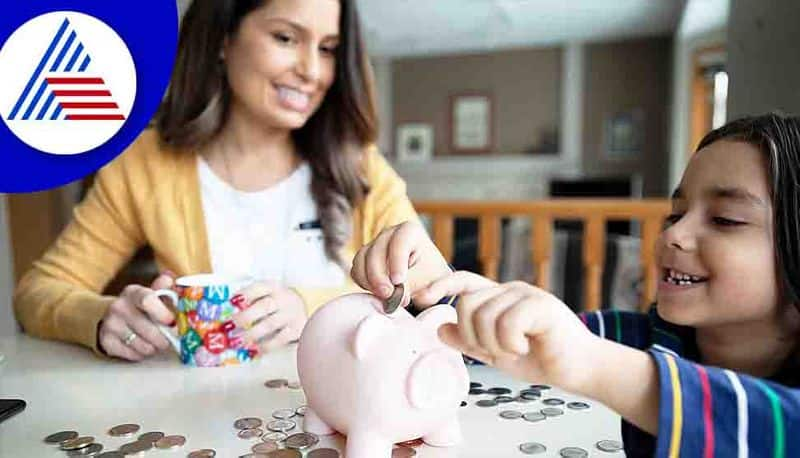 How do women save money? rsl