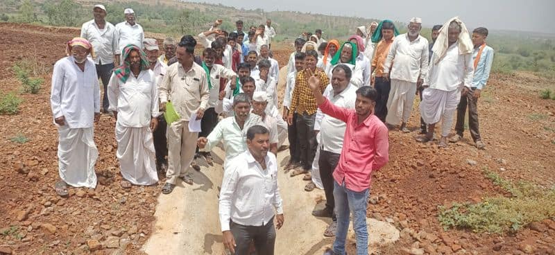 villagers Faces drinking water crisis In Chikkodi rbj