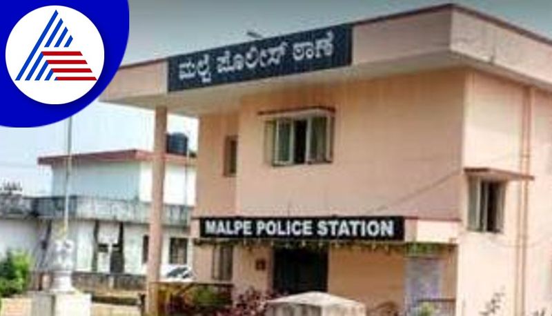 Udupi Crime News 8 90 lakhs money stolen in the room gvd