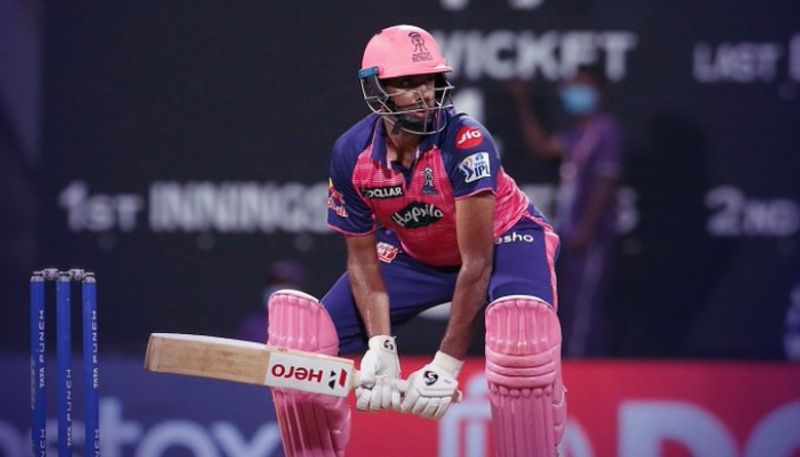 IPL 2022 RR vs DC Rajasthan Royals player Ravichandran Ashwin stance goes viral 