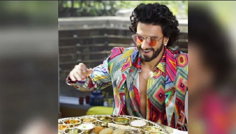 ranveer singh shares photos of having gujarati thali meals