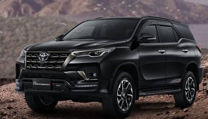 इंडिया में लॉन्च हुई नई 2022 Toyota Fortuner GR-S, स्पोर्टी लुक के साथ मिलेगा दमदार पॉवर