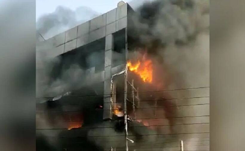 Delhi fire accident: ఢిల్లీలో ఘోర అగ్ని ప్ర‌మాదం.. 27 మంది సజీవదహనం