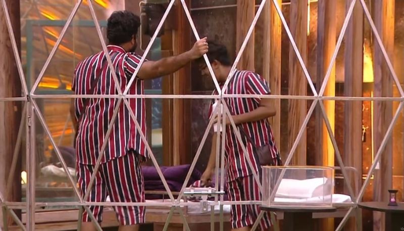 bigg boss malayalam season 4 dr robin radhakrishnan riyas salim jailed