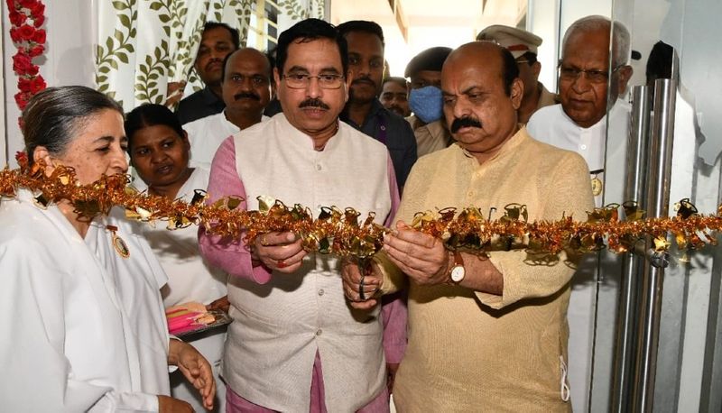 Mega museum Bhagavad Gita Jnanaloka inaugurated in Hubballi by CM Basavaraj Bommai mnj 