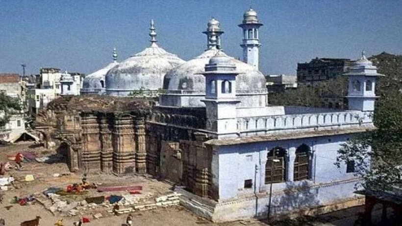 ज्ञानवापी केस: सुप्रीम कोर्ट के सवालों का जवाब देने में छूटा पसीना, SG ने कहा   मी लार्ड,रिपोर्ट नहीं पढ़ी...