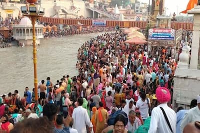 बुद्ध पूर्णिमा पर तीर्थनगरी हरिद्वार का विहंगम नजारा, हरकी पौड़ी से ब्रह्म कुंड तक पट गए घाट, देखिए Photos