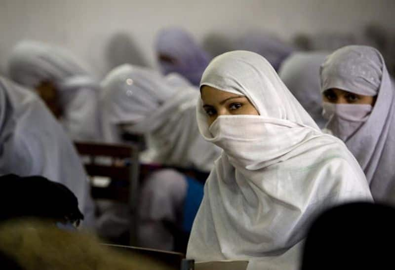 Taliban ban Afghan women from university education