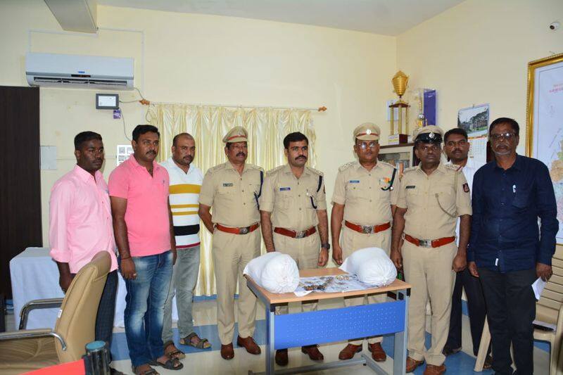 6 arrested for selling cannabis at Chitradurga rbj 