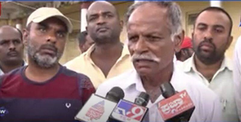 Tumakuru Retired Soldier Cheated by Relatives Asks for Justice hls 