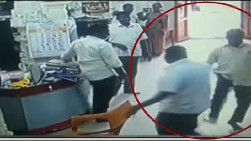 srivilliputhur temple officer kicking employee...viral video