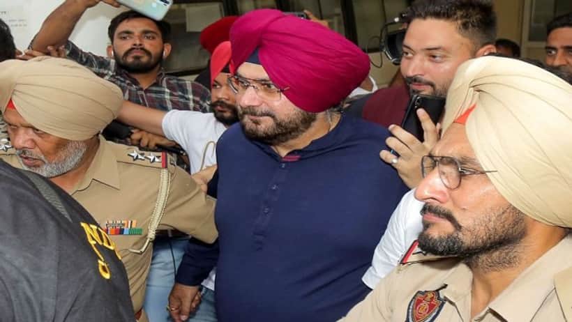 Navjot Singh Sidhu to be released from Patiala Jail today; fans, supporters gather outside prison