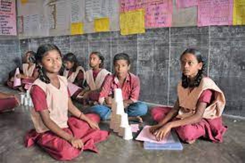 government school is running rental house roof in krishnagiri district