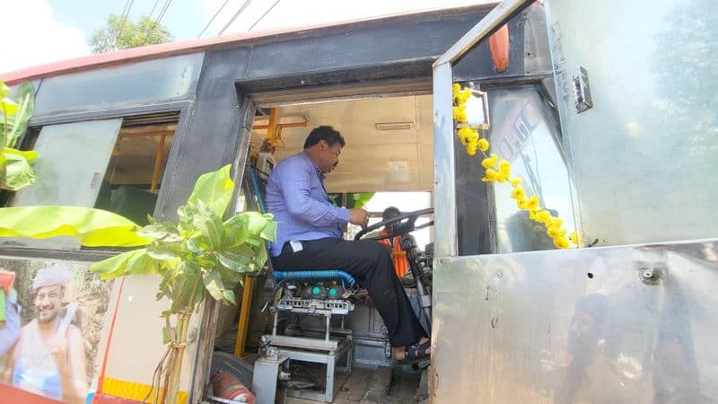 BJP MLA Renukacharya Gives bus facility for village rbj