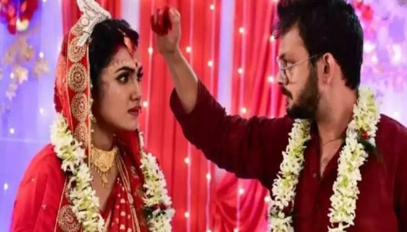 Why is Bengali TV serial ‘Aay Tobe Sohochori’ trending?