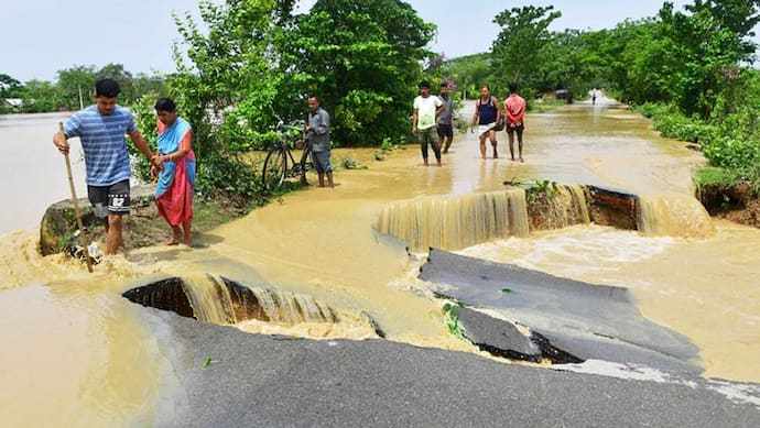 Assam floods: Nearly 11 lakh people affected, bridge collapsed, people injured due to heavy rains | 10 updates