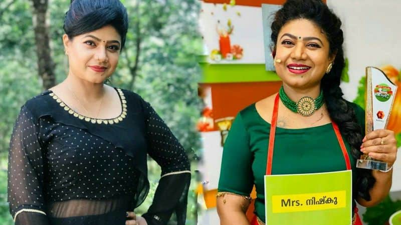 santhwanam fame actress Saritha balakrishnan s new photo viral on social media