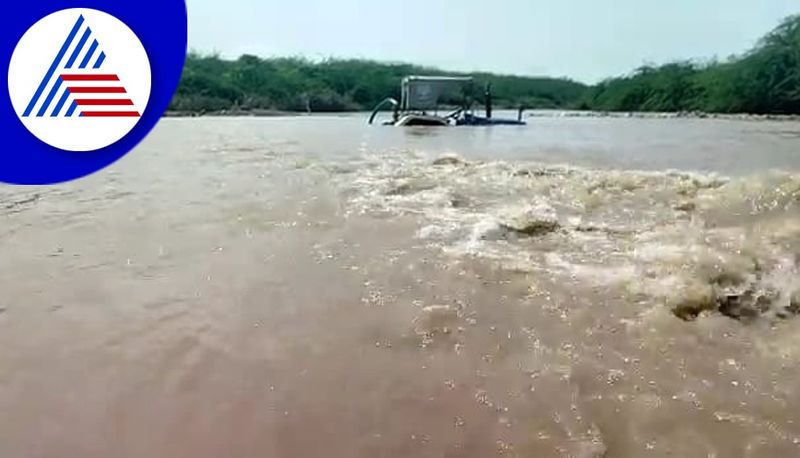 vijayapura Doni river flood situation in under control people back to normal state of life gvd