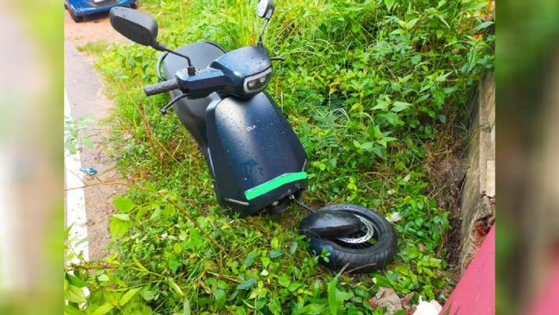 Ola Scooter Owner Reports Incident Of Front Suspension Failure