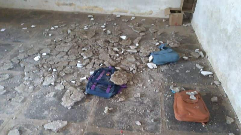 Government school roof concrete collapse at Muddebihal in Vijayapura grg