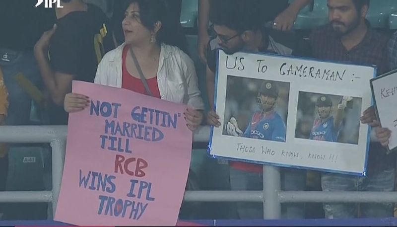 IPL 2022 RR vs RCB Qualifier 2 placard saying no marriage till RCB wins trophy again viral