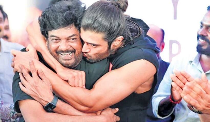 Vijay Devarakonda: పూరి విజయ్ దేవరకొండ కాంబినేషన్ లో సోషియో ఫాంటసీ చిత్రం?