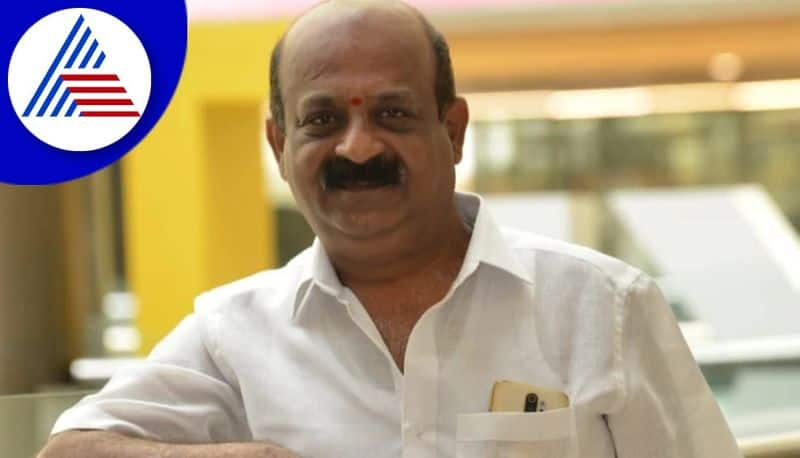 karnataka film chamber of commerce producer ba ma harish as new president gvd