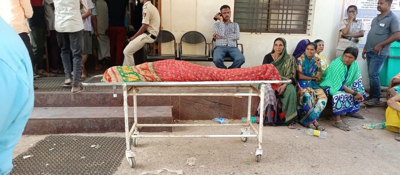 pregnant woman Dies From Kalaghatagi Govt Hospital Doctors negligence rbj