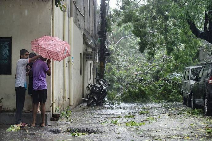 Weather Report:बिना किसी बाधा के आगे बढ़ रहा मानसून, जानिए क्या कहती है मौसम विज्ञानियों की भविष्यवाणी