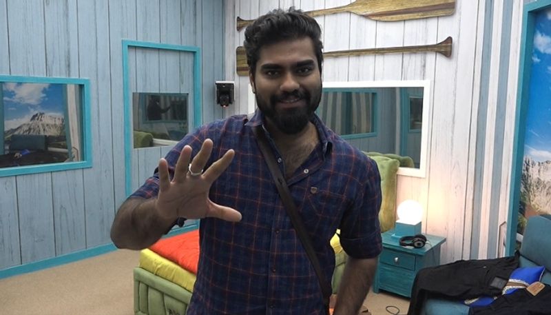 bigg boss malayalam season 4 dr robin radhakrishnan wants to see dilsha prasannan