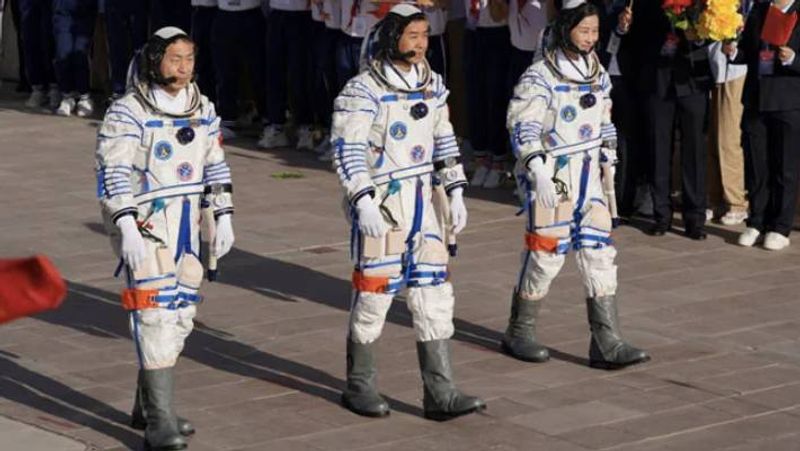 3 Chinese Astronauts Successfully Dock At Space Station Module pod