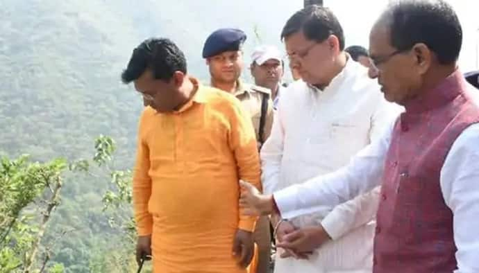 उत्तराखंड बस हादसे में MP के 26 तीर्थयात्रियों की मौत, CM धामी के साथ घटनास्थल पर पहुंचे मुख्यमंत्री शिवराज