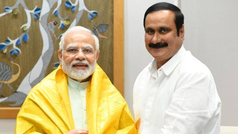 Anbumani demands that the ban on new medical colleges and additional seats be removed KAK