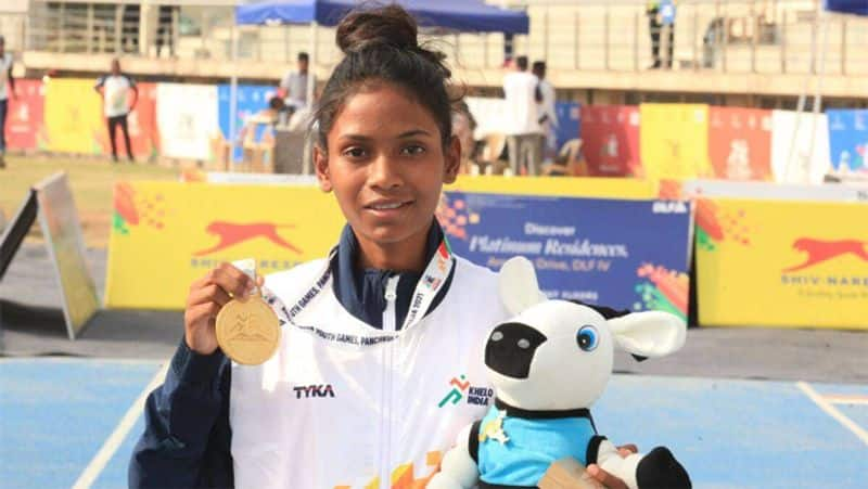 Her father killed by Naxals 19 year old Supriti Kachhap strikes gold in Khelo India Games 2022 kvn