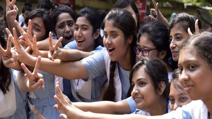 PSEB 10th Result 2022 Toppers List: पंजाब बोर्ड 10वीं में फिरोजपुर की नैंसी रानी बनी टॉपर, टॉप 3 में छात्राएं