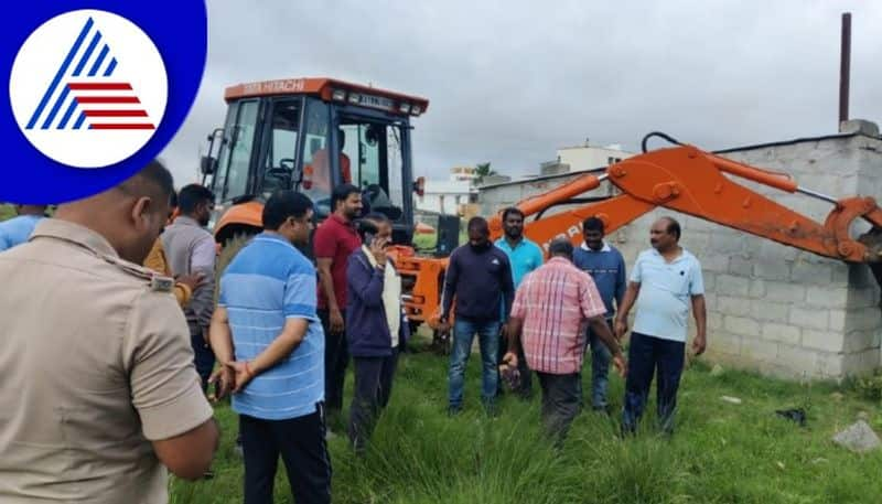 Illegal beef sale shed clearance in Chikkamagaluru gow