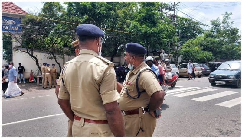 Ban on black mask on CM pinarayi vijayan s route Heavy security for CM