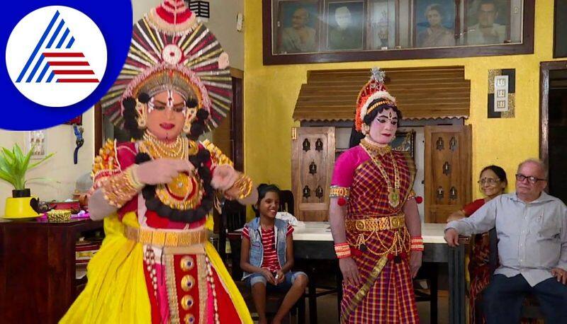 small show of Yakshagana artists in the rainy season at udupi gvd