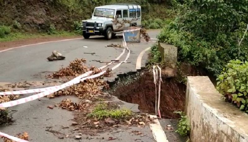 land sliding at Chikkamagaluru Dattatreya peeta Road  rbj