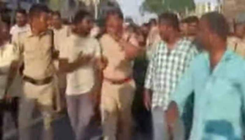 Tension Prevails At Husnabad After Gouravelli Reservoir oustees protest