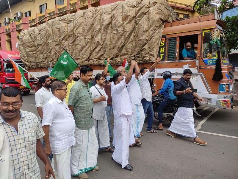 PFI hartal: Kerala police increase security and threaten harsh punishment for violators of the law.