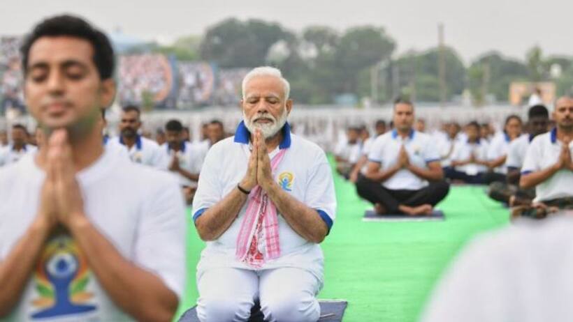 International Yoga Day 2022: 75 Union Ministers to perform Yoga at 75 historical sites; Know details here 
