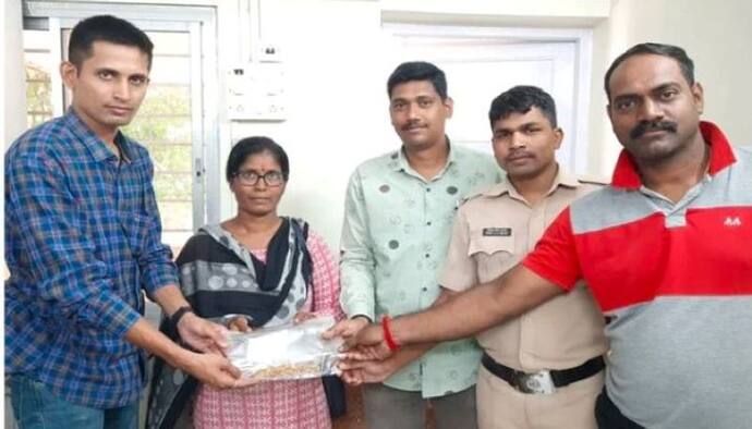 चूहे के पास थी गहने की थैली, पुलिस ने ऐसे किया बरामद, जिसने भी सुना बोला- 'वाह' 