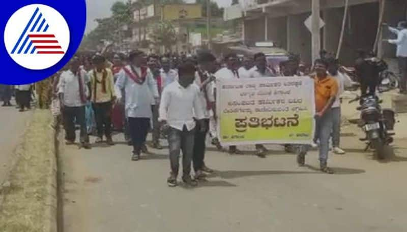 Workers Held Protest in Shiggaon Demanding Various Demands grg